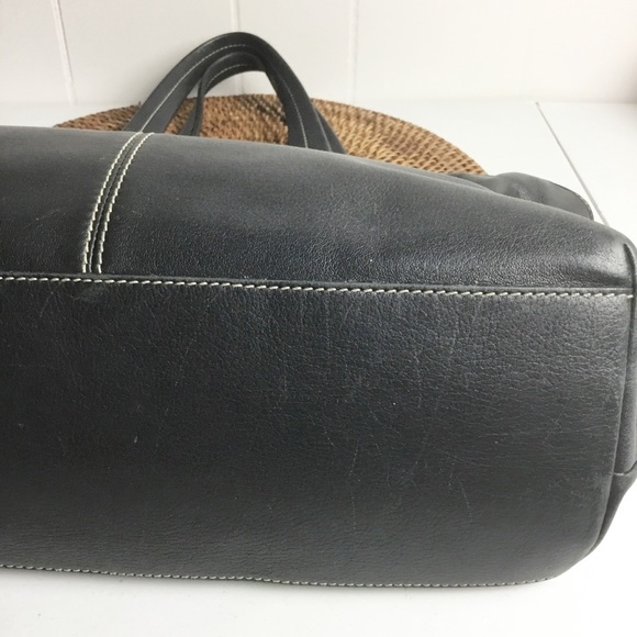 Dooney & Burke Black Leather Shoulder Bag Purse - Picture 4 of 8